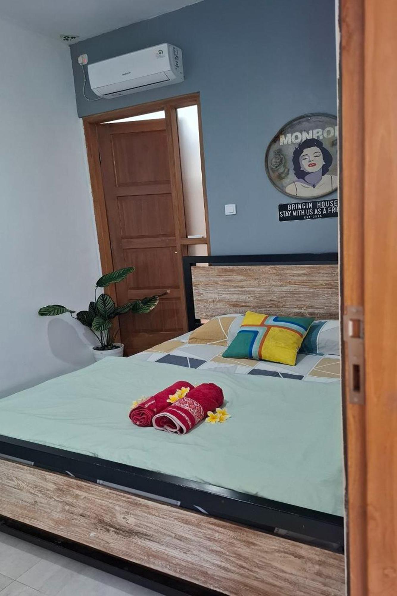 Bring In House Yogyakarta Appartement Buitenkant foto