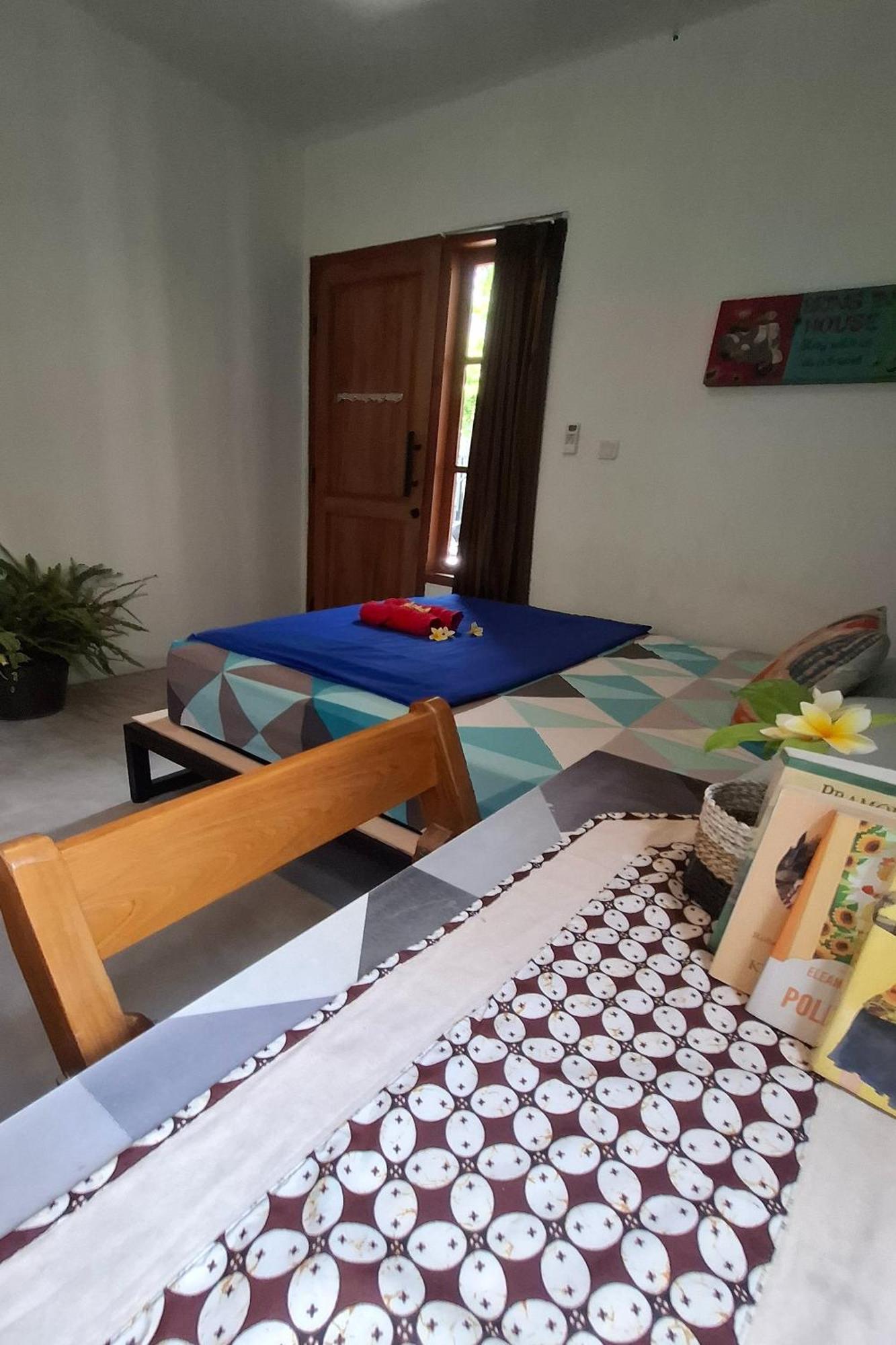 Bring In House Yogyakarta Appartement Buitenkant foto